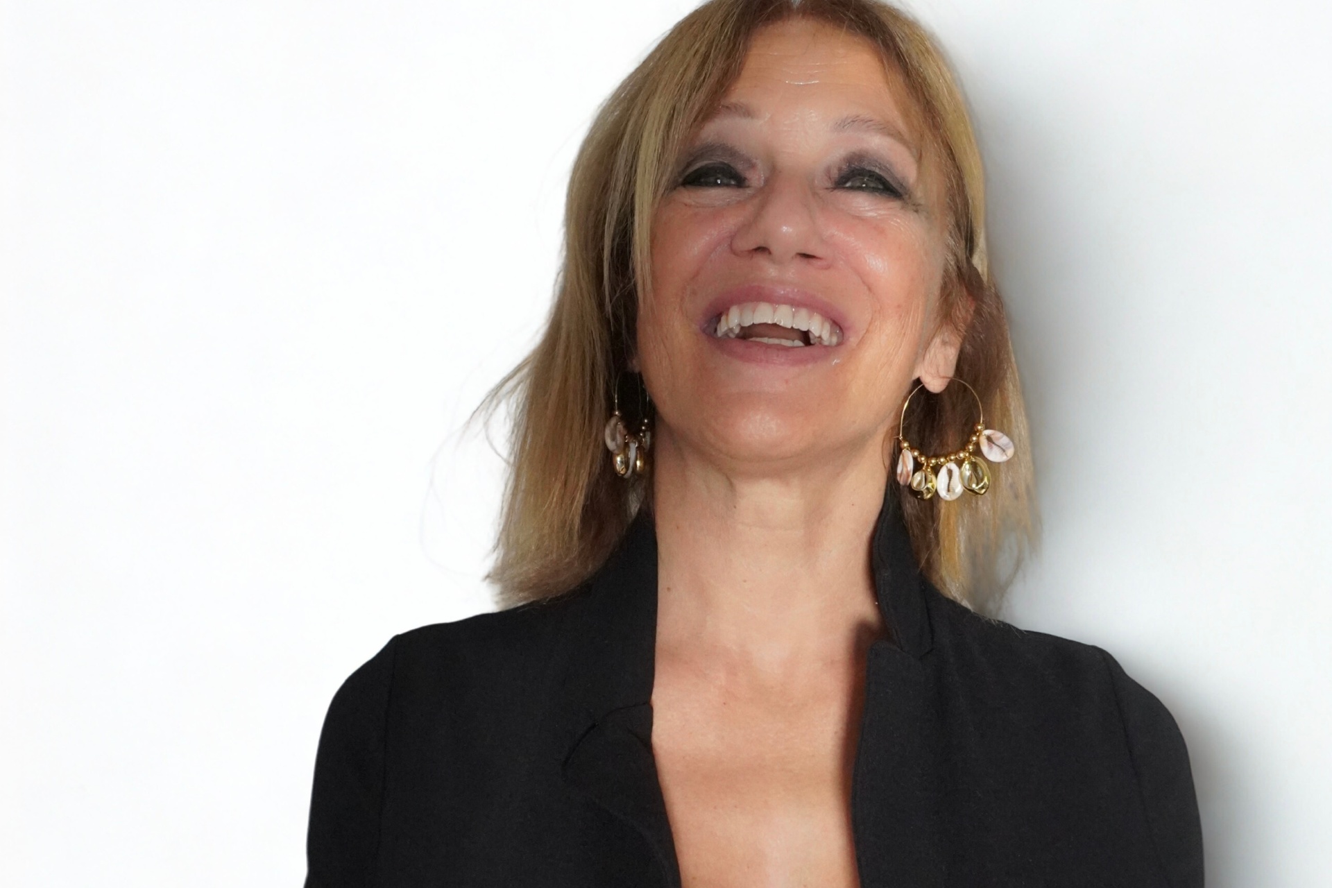 Laura Girotto durante una pratica di Face Yoga